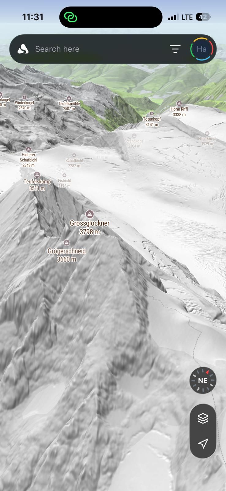 innmaps mobile app displaying ski tour details with elevation profile